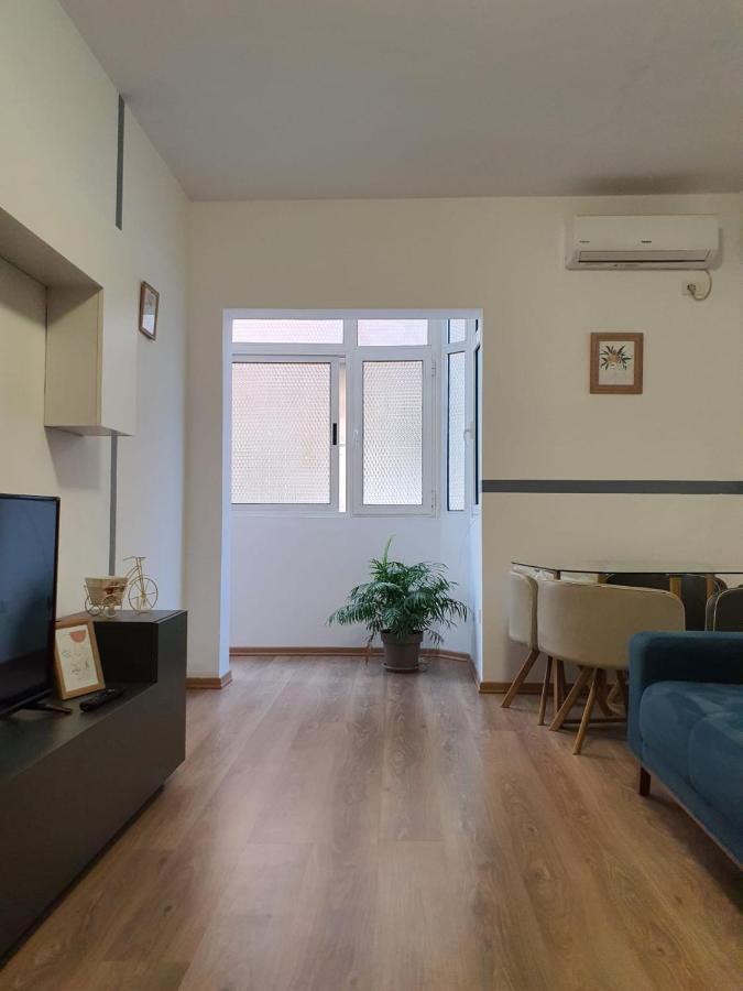 Heris'S Apartment Tiranë Ngoại thất bức ảnh